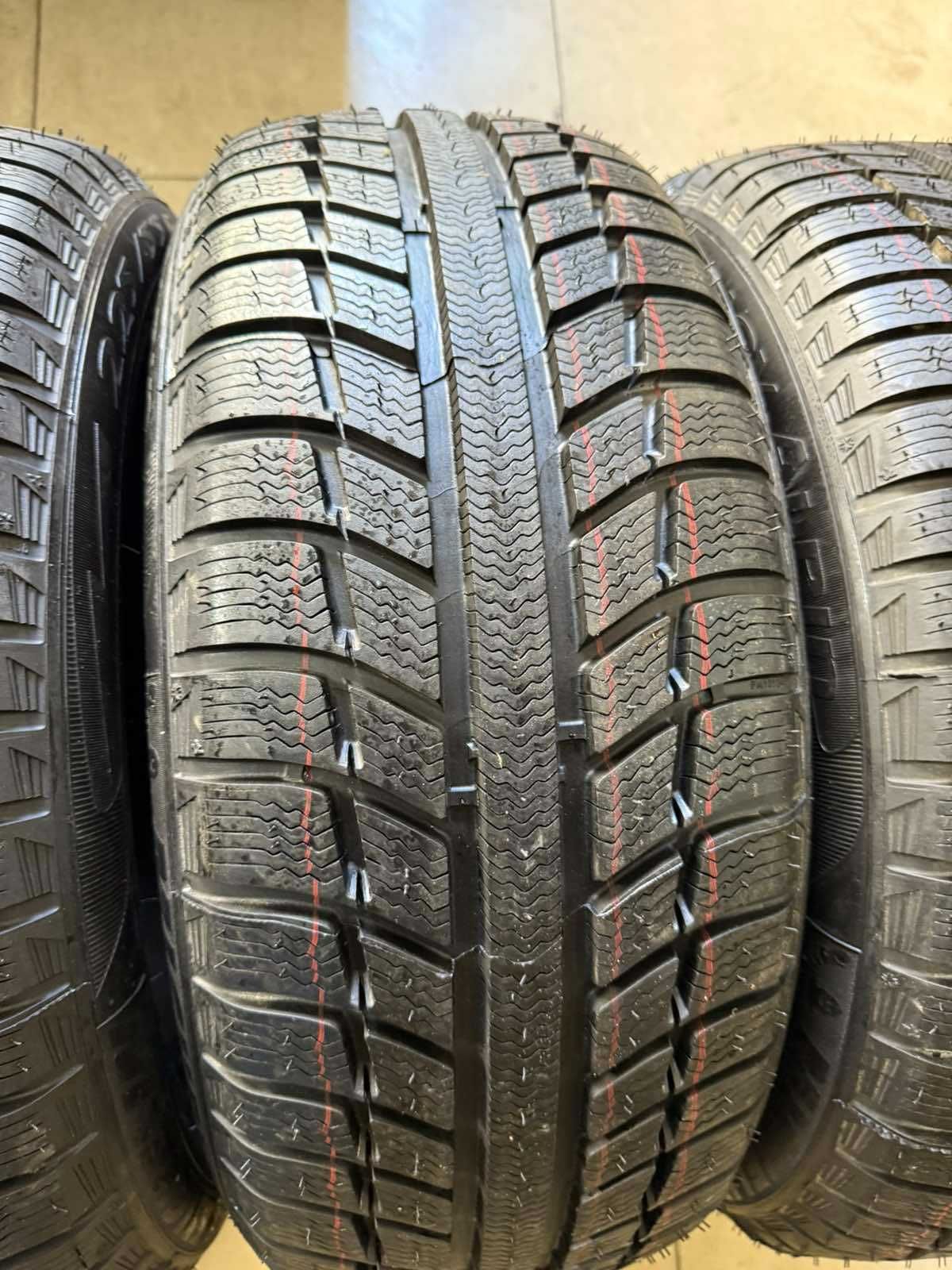 Шини 225 55 R 16 Michelin Alpin PA4 MO! Зима! G-Felgen