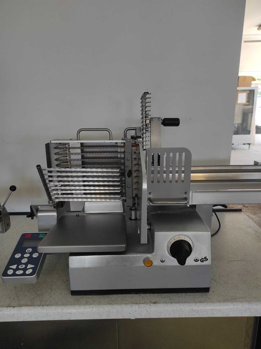 Krajalnica automatyczna GRAEF VA-804