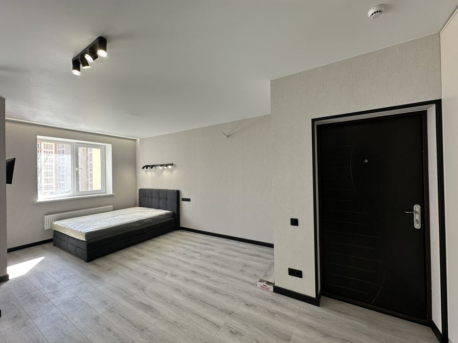 Продаж нової 1кімнатної квартири 40 м2 з меблями,технікою Соф. Борщаг