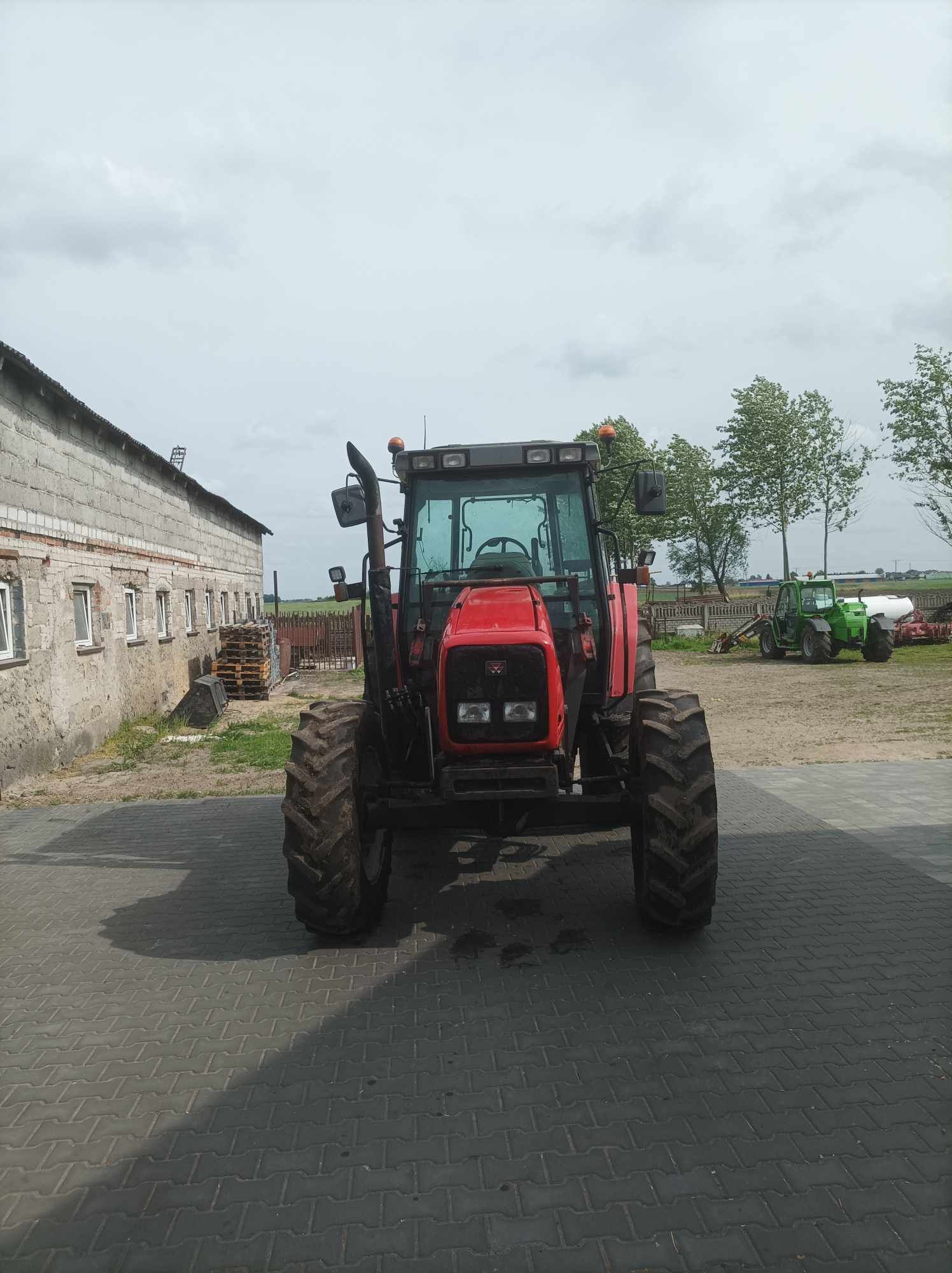 Sprzedam Massey Ferguson 6255