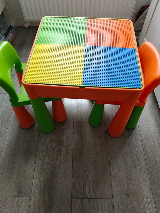 Stolik LEGO+ krzesełka