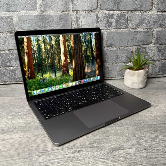 Ноутбук Apple MacBook Pro 13 2020 (M1 | 16Gb | 512Gb SSD | 8 GPU)