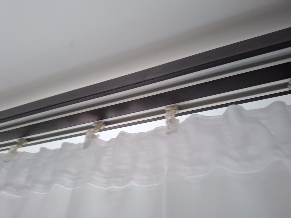 Karsznisz (dwa karnisze sufitowe kolor WENGE)