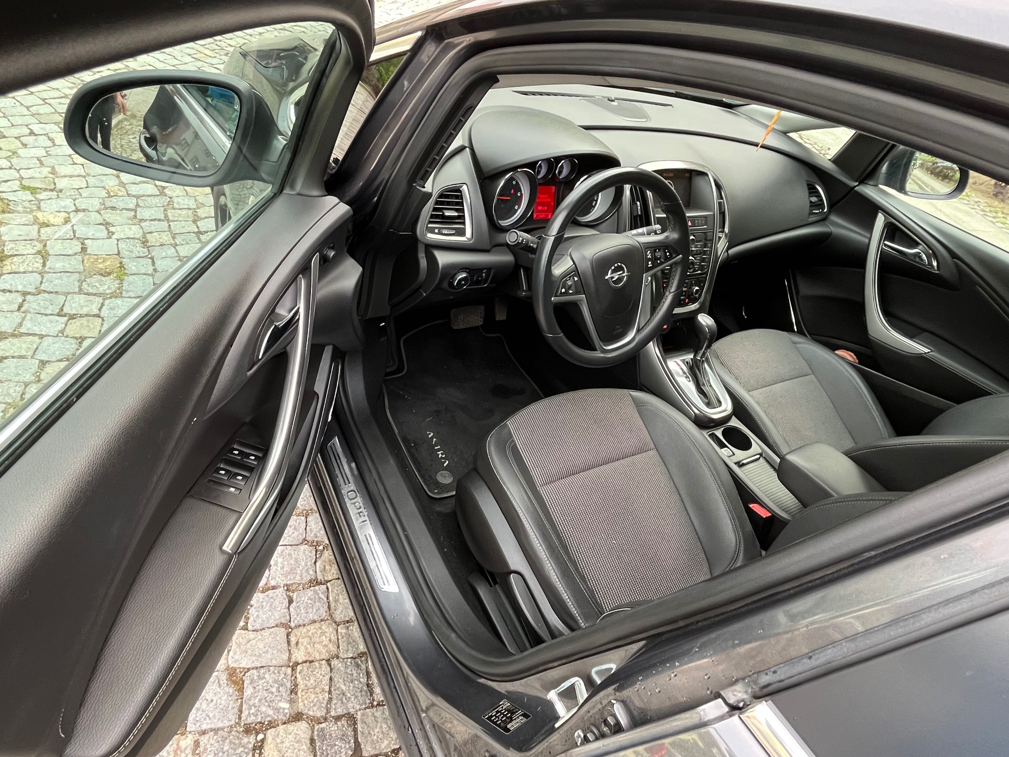 Opel Astra j 2,0  dizel automat  bi xenon