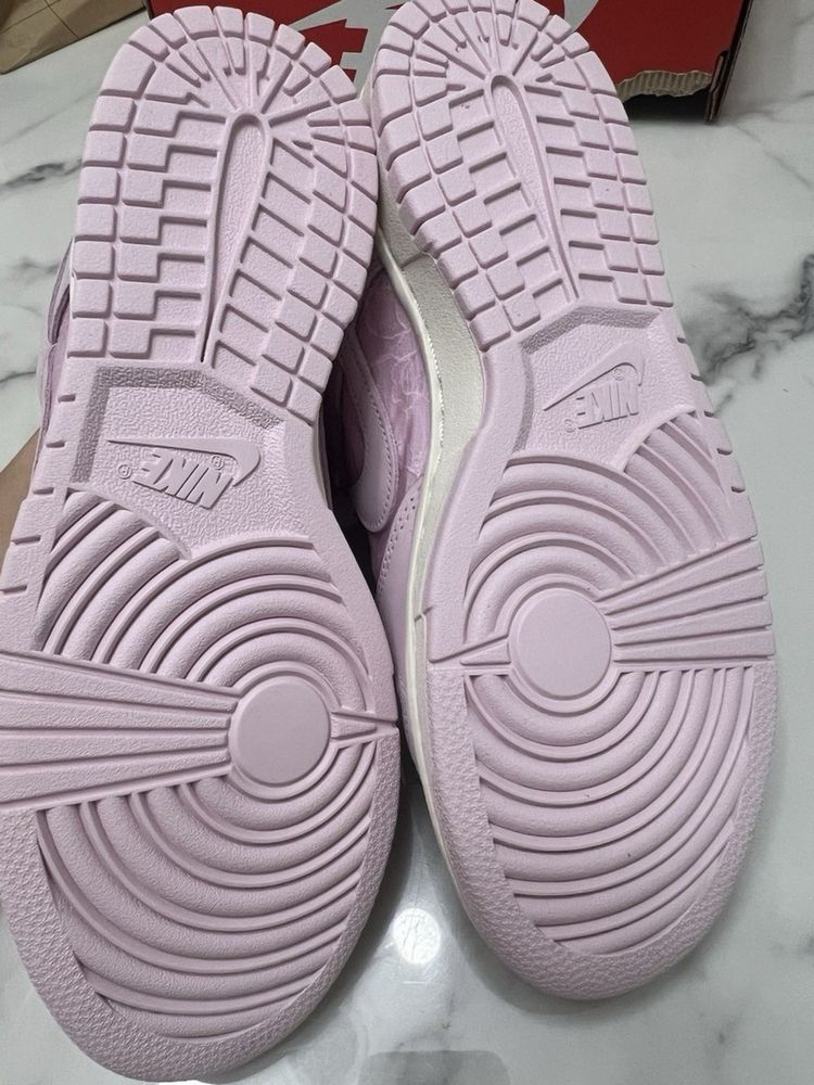 Кросівки Nike Dunk Regal Pink/ Рожеві Данки/ Кеди/ Найк з мереживом/