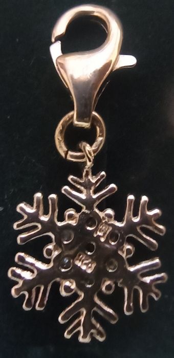 Srebrna zawieszka, charms śnieżynka do bransoletki