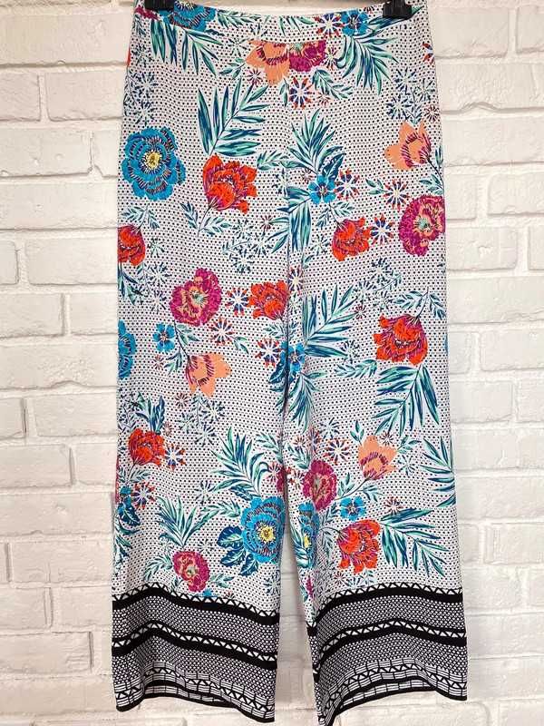 Spodnie z szeroką nogawką wiosenne f&f rozmiar 2xl xxl w kwiaty