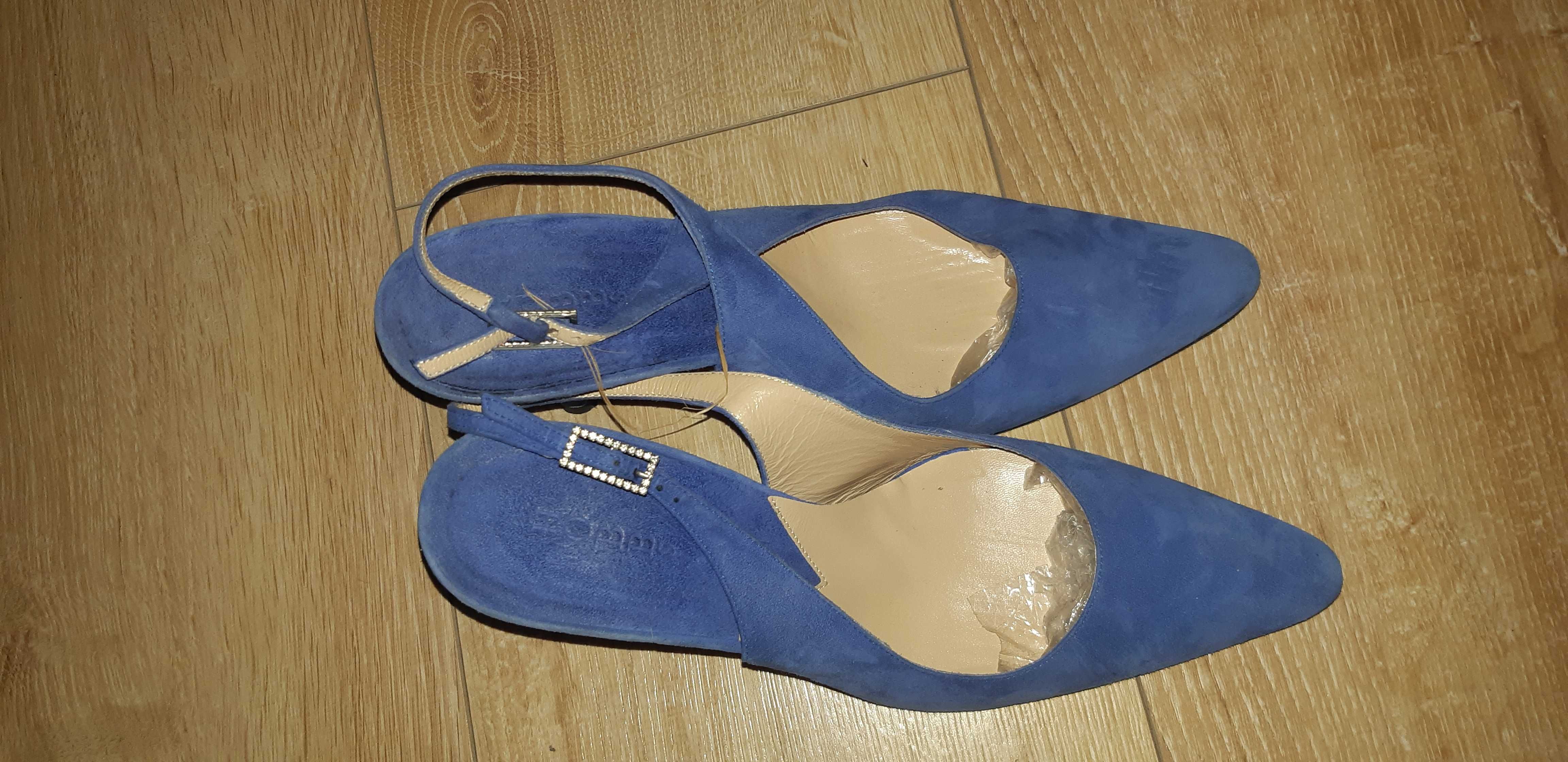 Buty Sandałki niebieskie Hobbs r.39