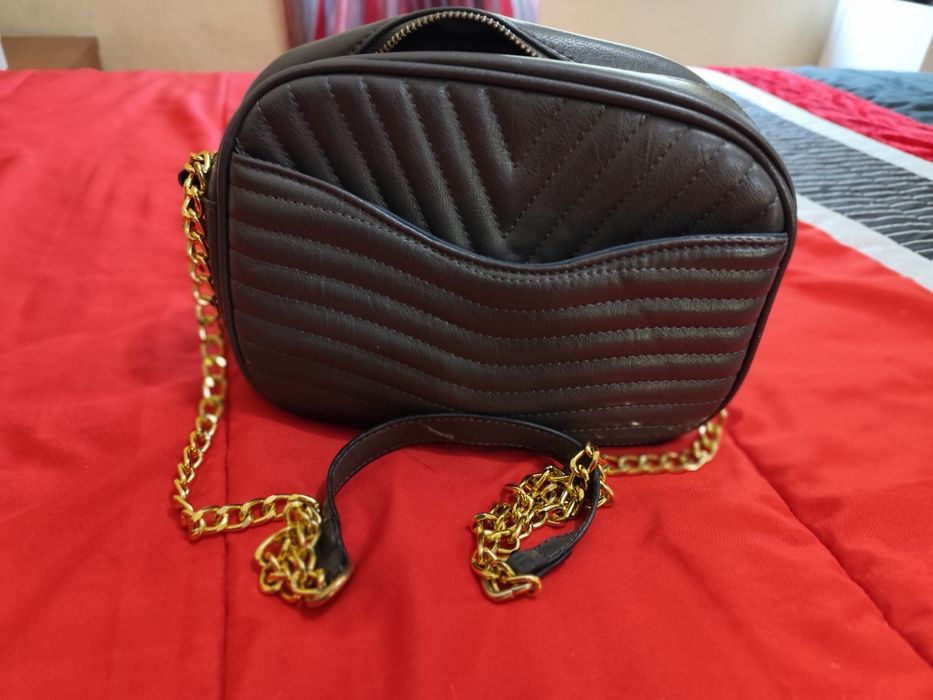 Carteira pequena cinza