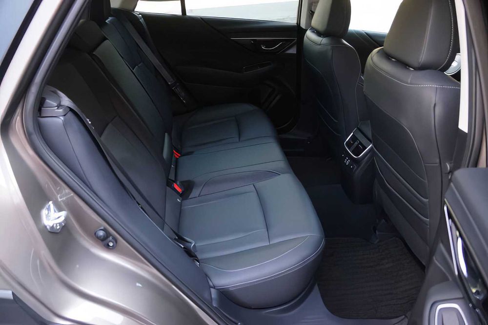 Subaru Outback      2023