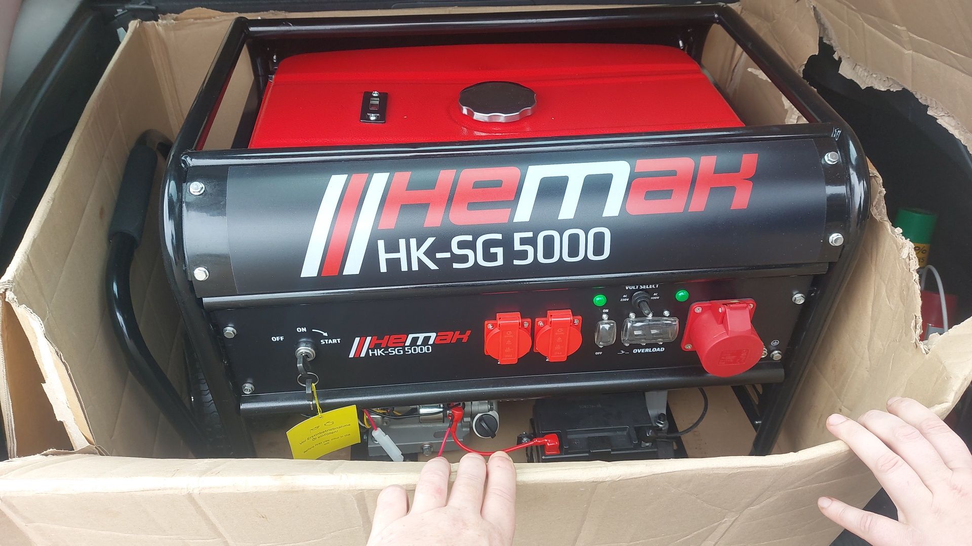 ЭлектрогенераторHEMAK(Германия)HK-SG 5000| 4800Вт|12/230/400V|бензин