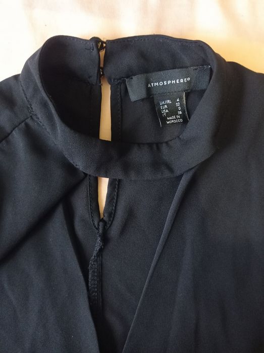 Блузка жіноча чорна