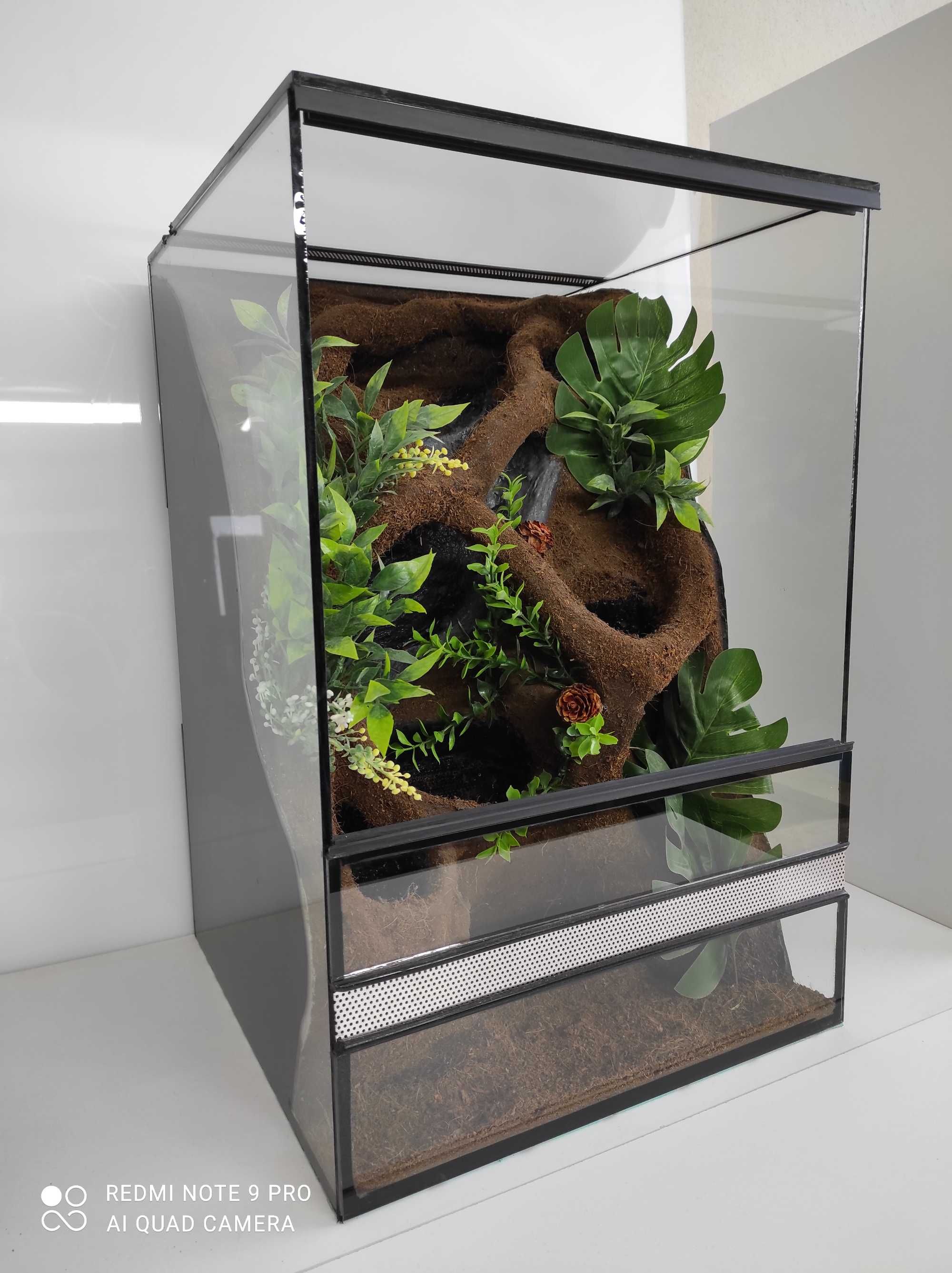 Terrarium z wodospadem dla gekona, kameleona TW02W, AquaWaves