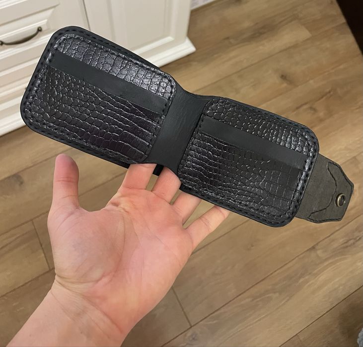 Шкіряний чоловічик гаманець