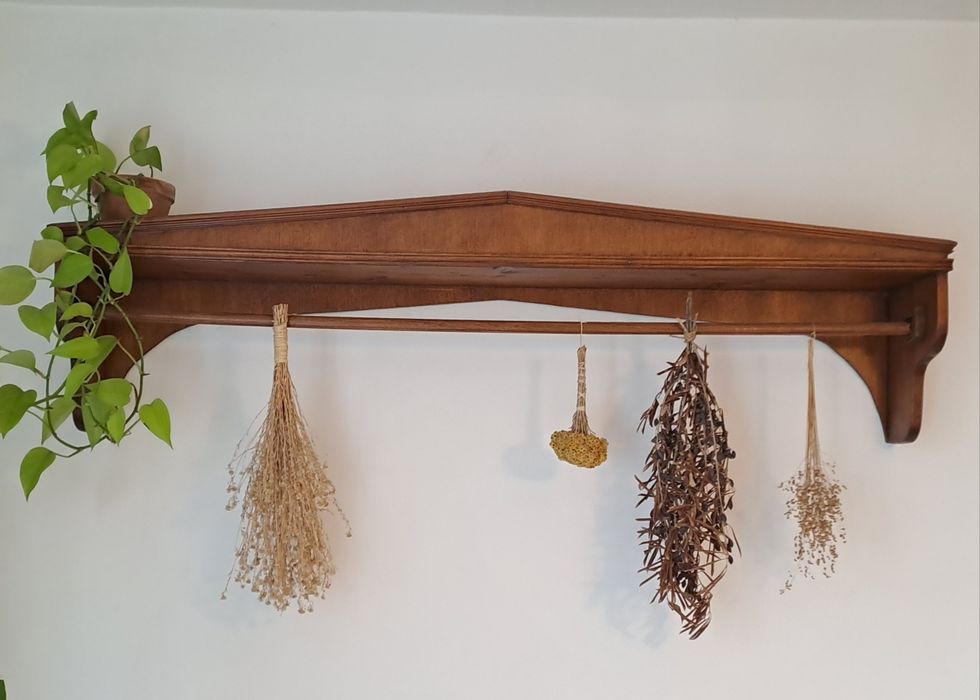 Sprzedam półkę, drążek do suszonych ziół