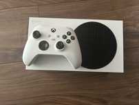 Sprzedam xbox series s+pad