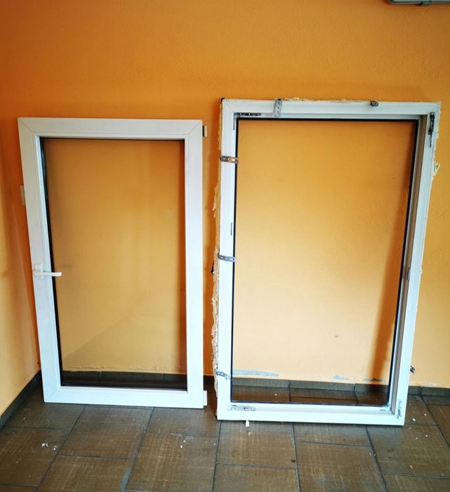 Okno plastikowe biało brązowe