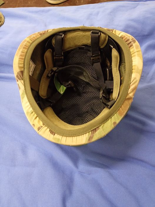 Продам каску мені не нада