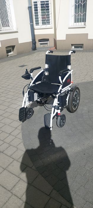 Sprzedam wózek inwalidzki
