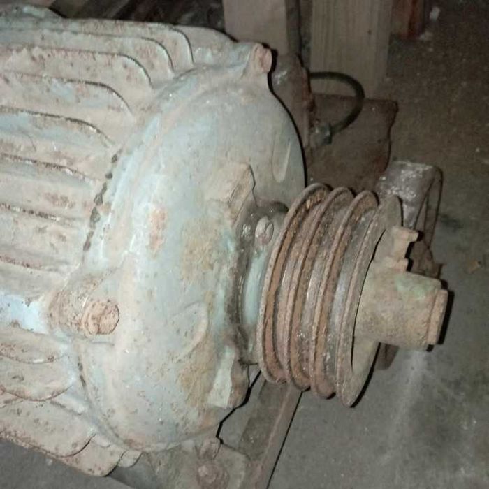 silnik trójfazowy ZSSR 14 kw 1460 obr/min