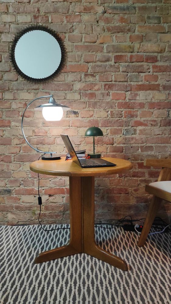 Stolik okrągły drewniany retro fornir dębowy