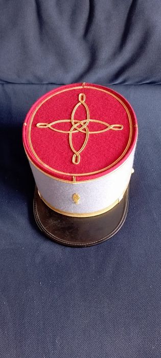 3 chapéus militares franceses
