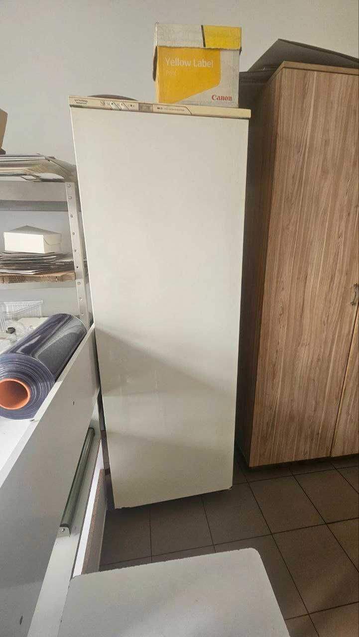 Продам Холодильники, Морозилки