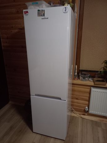 Холодильник 2-х камерний Vestfrost CW286W