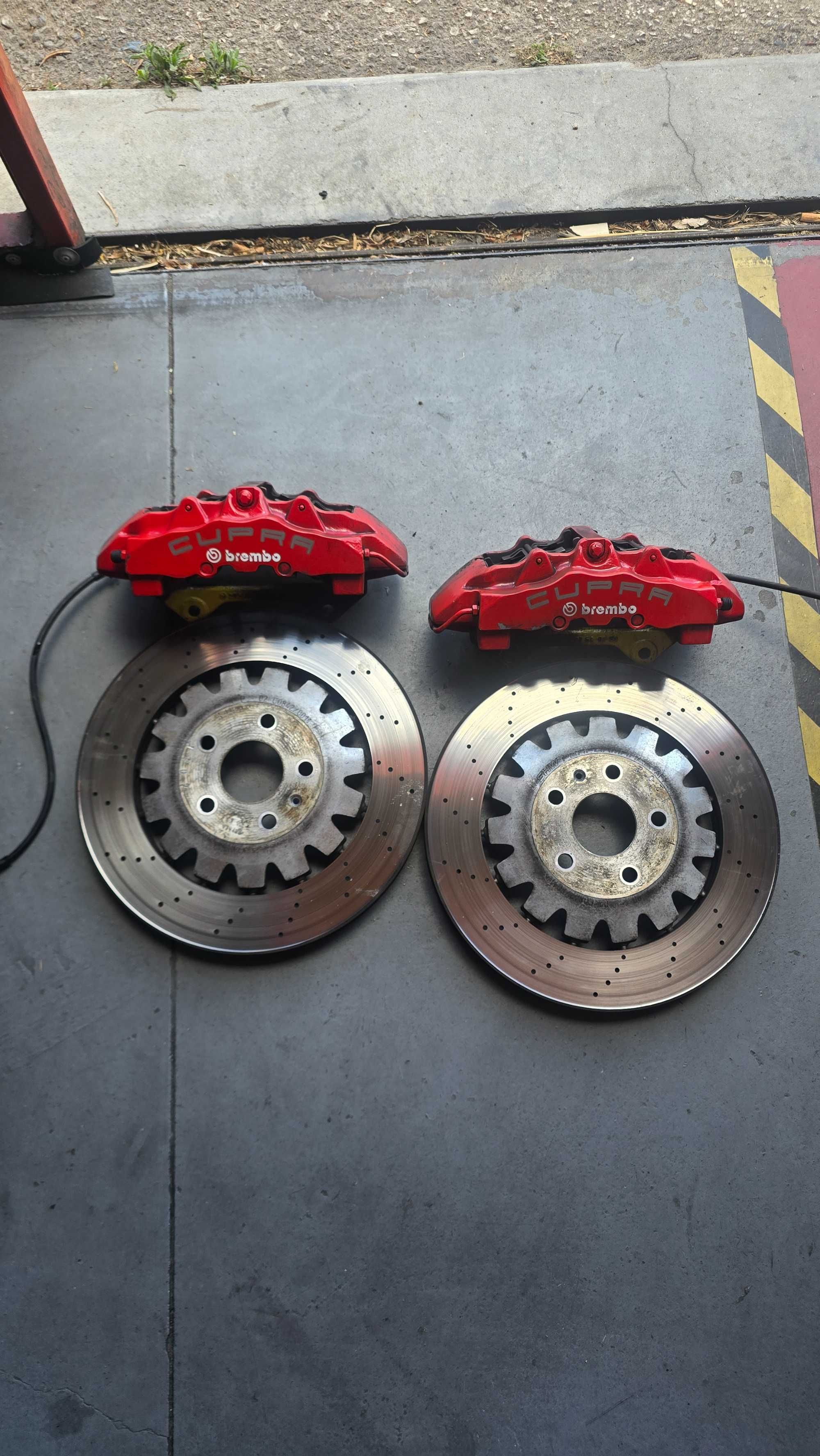 Travagem brembo 8pot 370mm
