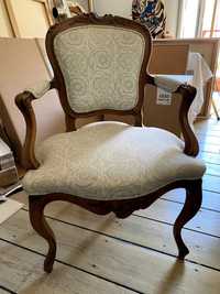 Cadeira D. Luis XV em madeira nobre
