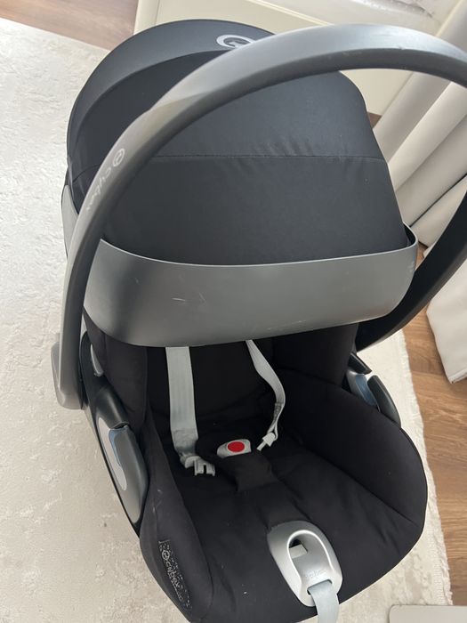 Автокрісло, автолюлька Cybex cloud Z i-size deep black
