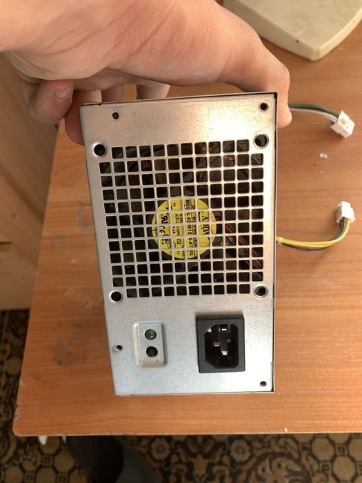 Продам блок питания на 290w