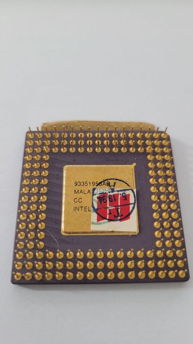 Processador Intel 486 DX2 - 66