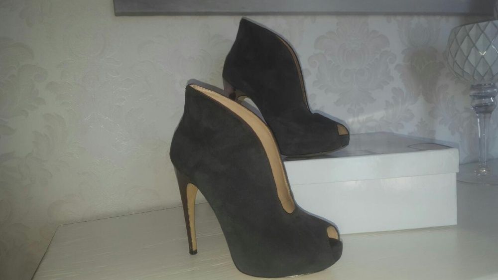 Buty Guess r. 37