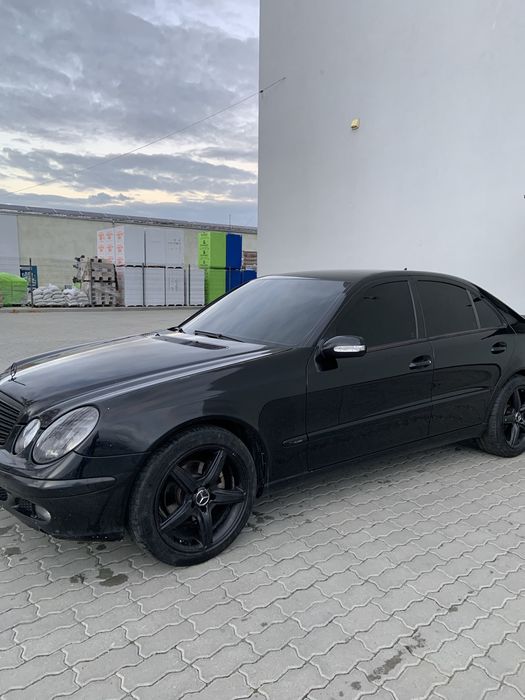 Mercedes-Benz E200 NGT 2005р