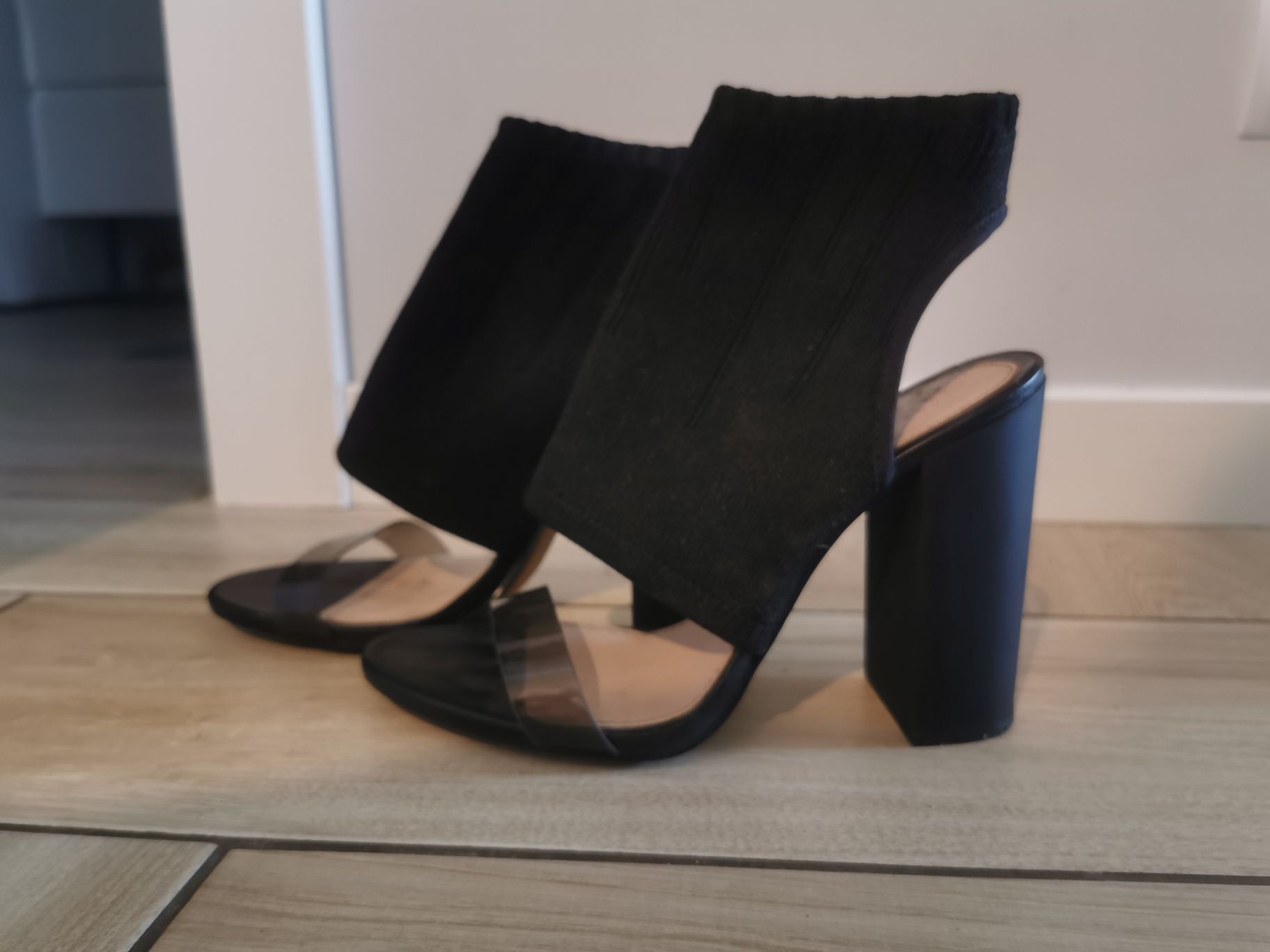 ZARA WOMAN rozmiar 40 / piękne buty sandały sandałki obcasy