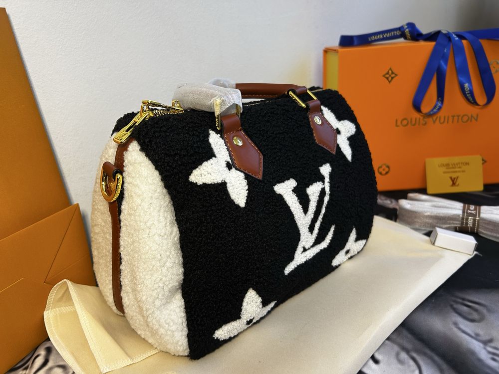 Louis Vuitton torebka.