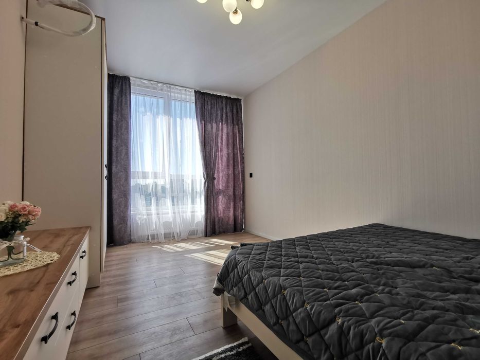 Сучасна 1-кімнатна квартира з технікою та меблями RD