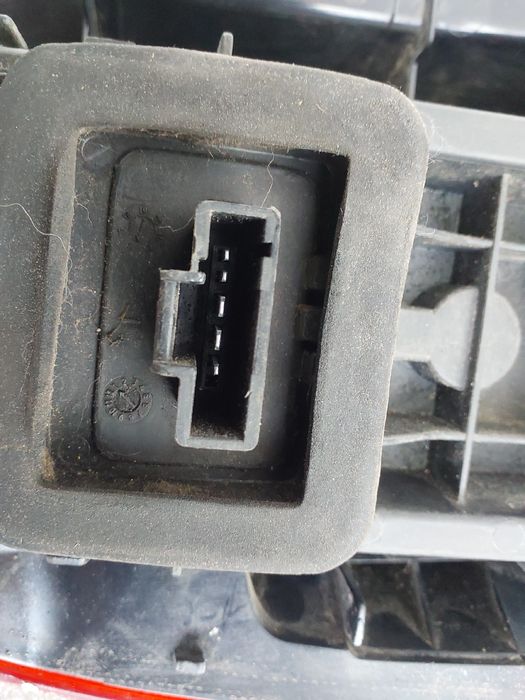 Farolim esquerdo DACIA Duster (HS_)