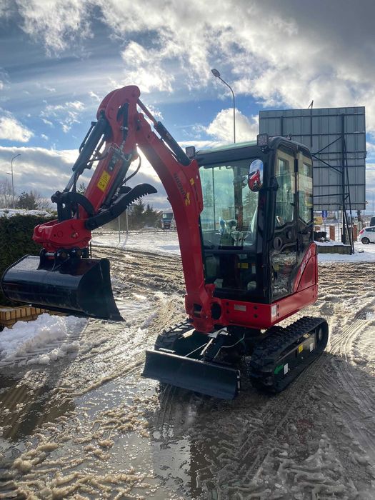 Koparka Hornet HE20    3 ŁYŻKI W CENIE!!