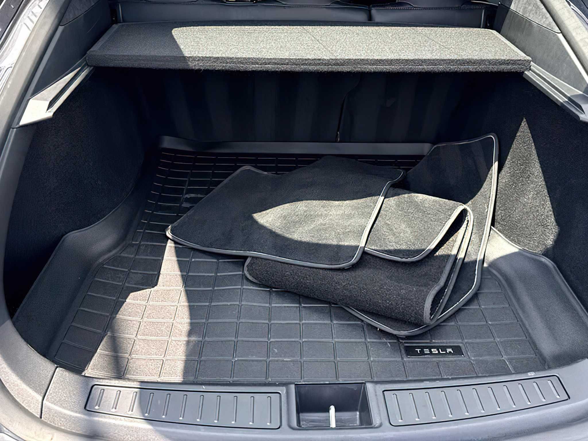 Tesla Model S P100D 2019