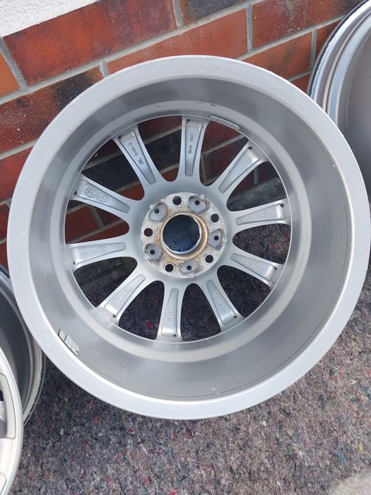 Felgi 17 OXXO 5x120 7,5x17 et43 72,6 super stan,  jak nowe