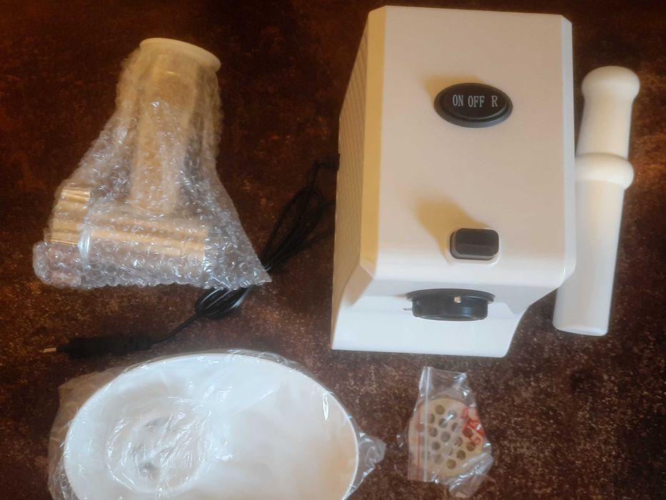 Мясорубка Domotec R.3391 с реверсом 2000 Вт