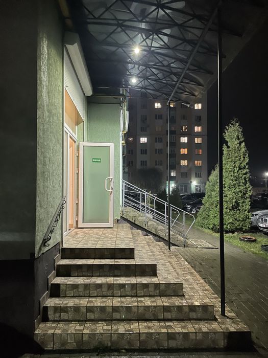 Здається в оренду комерційне приміщення у м. Коломия площа 68 кв.м