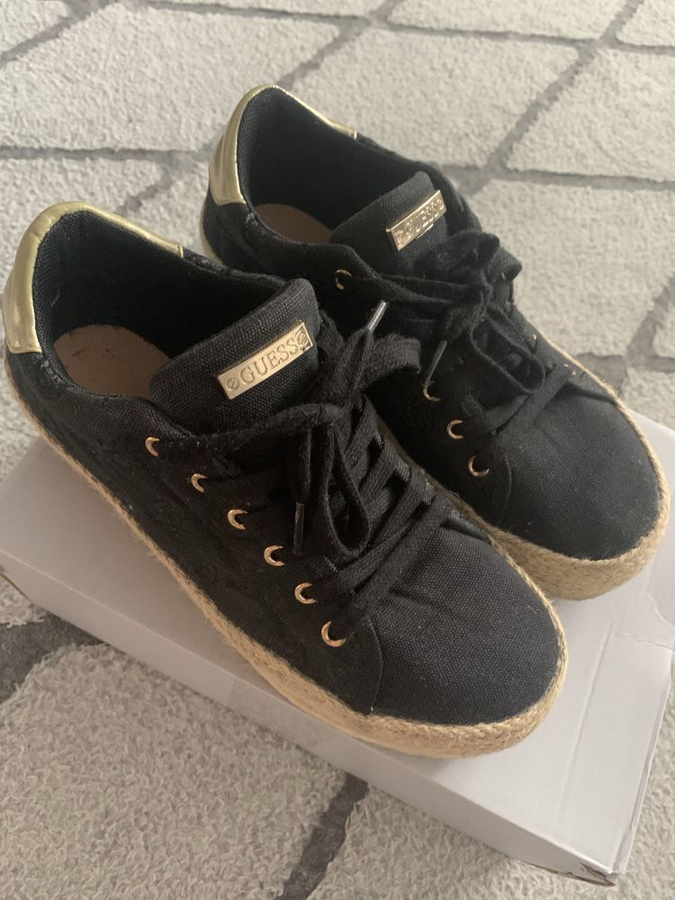 Czarne trampki guess r. 38 / 39