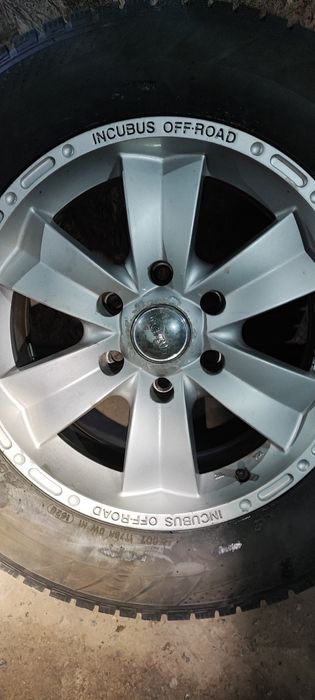 Диски кіа 5 114.3 р 17 чудовий стан рівні, не варені не гнуті