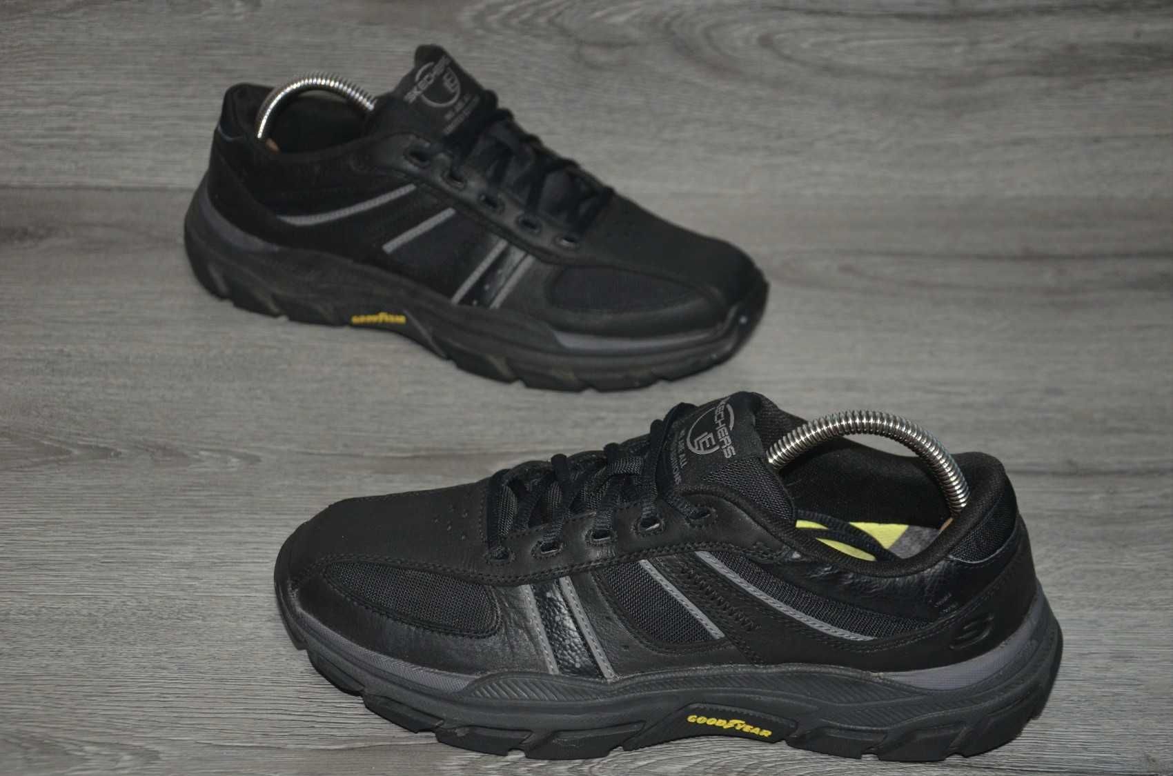 Продам кросівки шкіряні ФІРМА Skechers