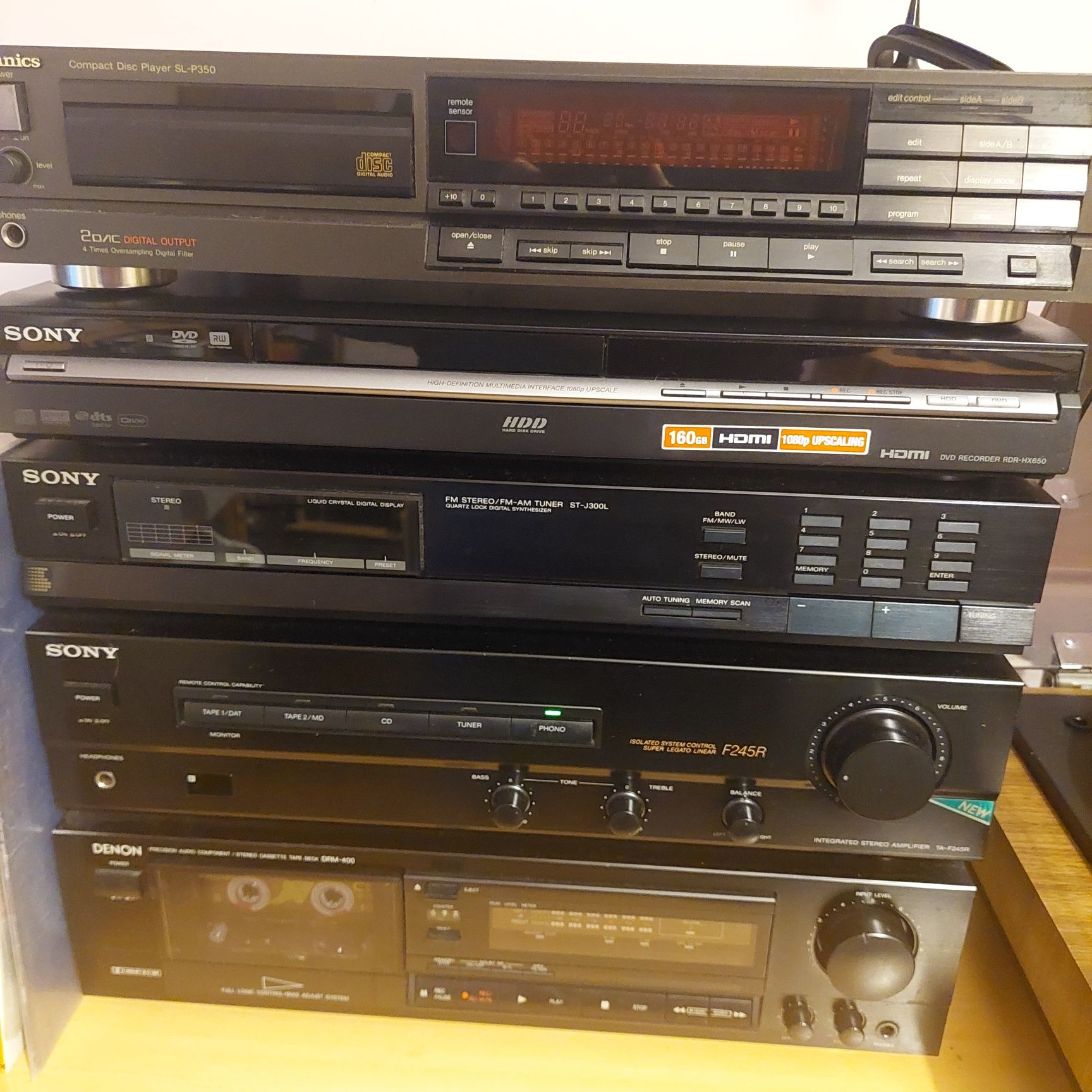 Gira discos Onkyo CP-60A + Aperelhagem  c/ colunas