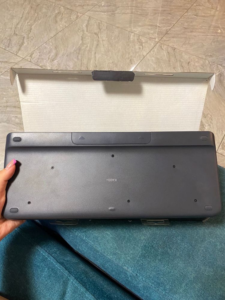 Logitech K400 Plus TV — нова бездротова клавіатура з тачпадом