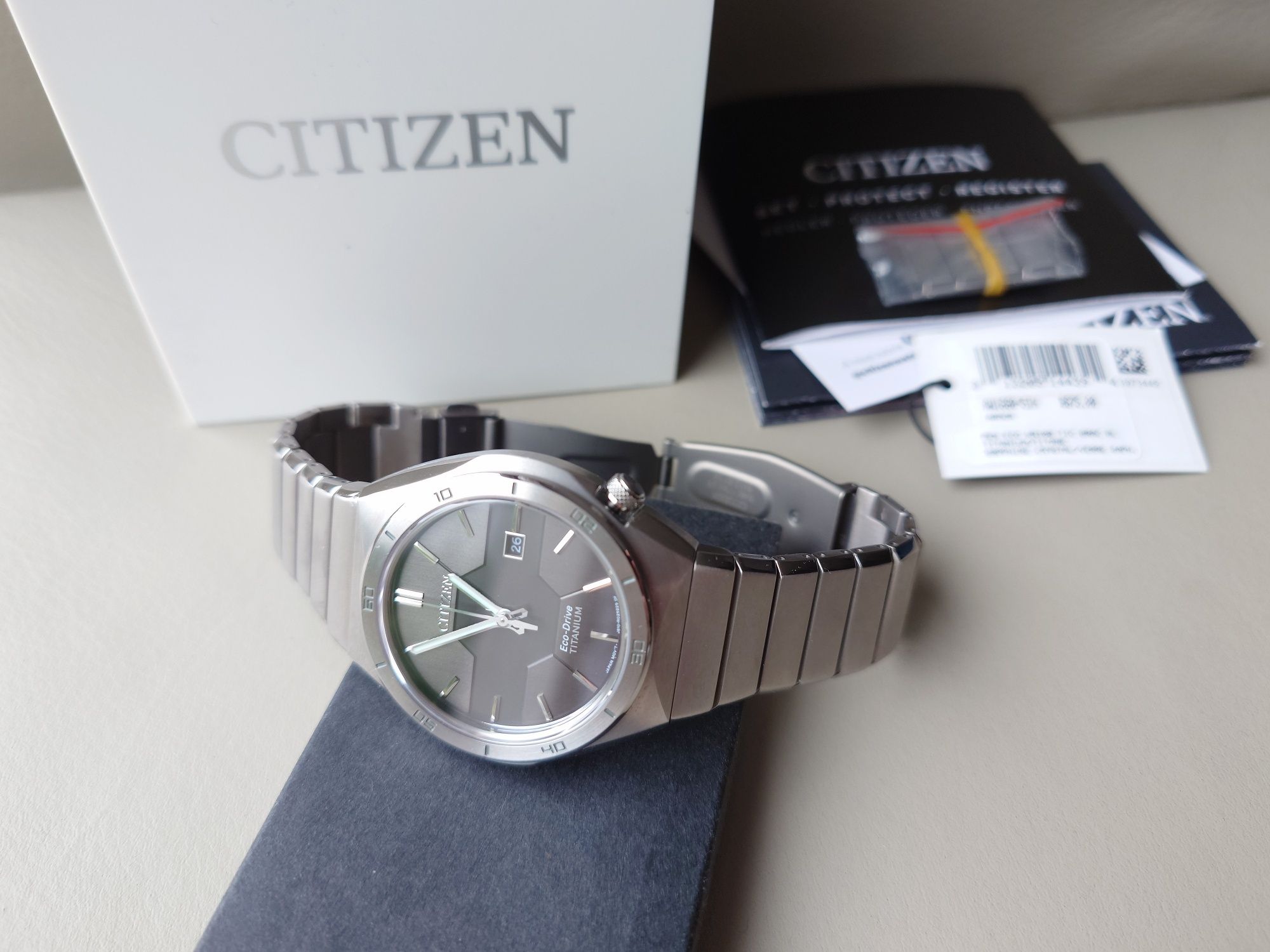 Citizen Armor AW1660-51H
Eco Drive Titanium